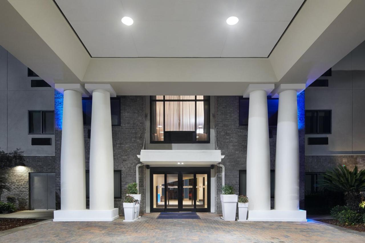 Holiday Inn Express Hotel & Suites Pensacola-West Navy Base By Ihg Beach Haven Ngoại thất bức ảnh
