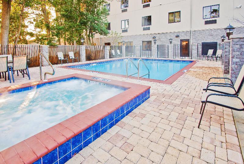 Holiday Inn Express Hotel & Suites Pensacola-West Navy Base By Ihg Beach Haven Ngoại thất bức ảnh