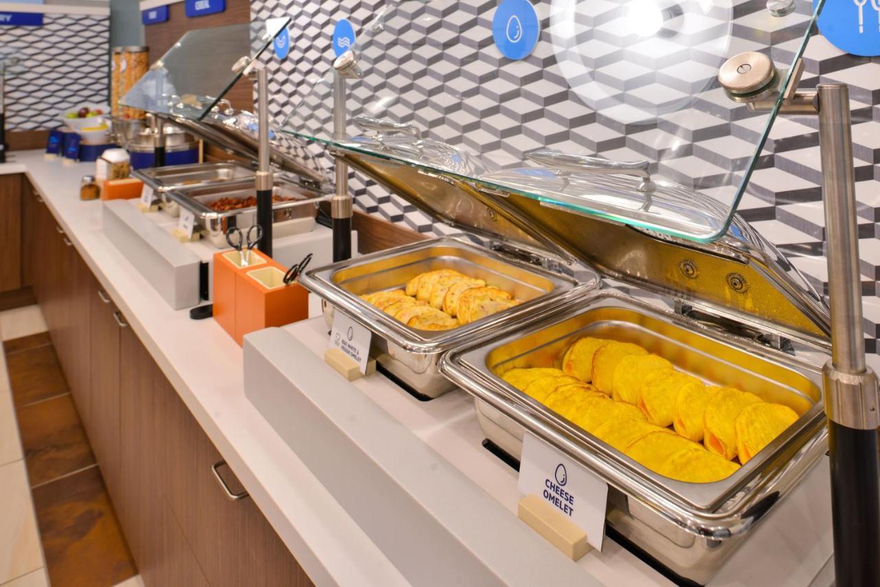 Holiday Inn Express Hotel & Suites Pensacola-West Navy Base By Ihg Beach Haven Ngoại thất bức ảnh